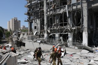 Les bombardements iraniens et israéliens ont fait de nombreux dégâts, notamment à Ramat Gan, en Israël (cliché/Keystone archives). KEYSTONE/EPA/ABIR SULTAN